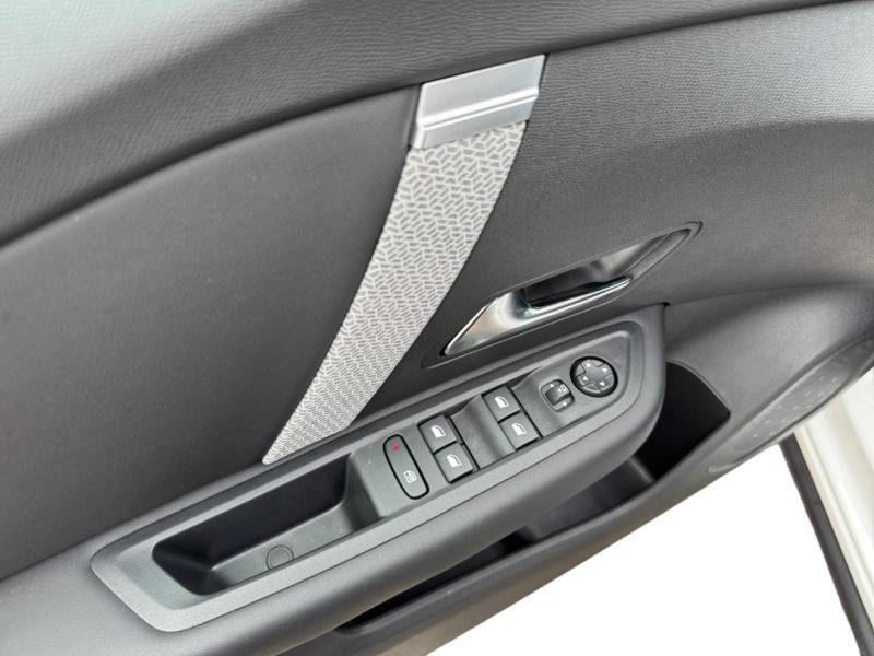 Occasion CITROEN C4 PureTech 130ch S&S Shine 2022 Blanc Banquise (O) 16290 € à Lesménils
