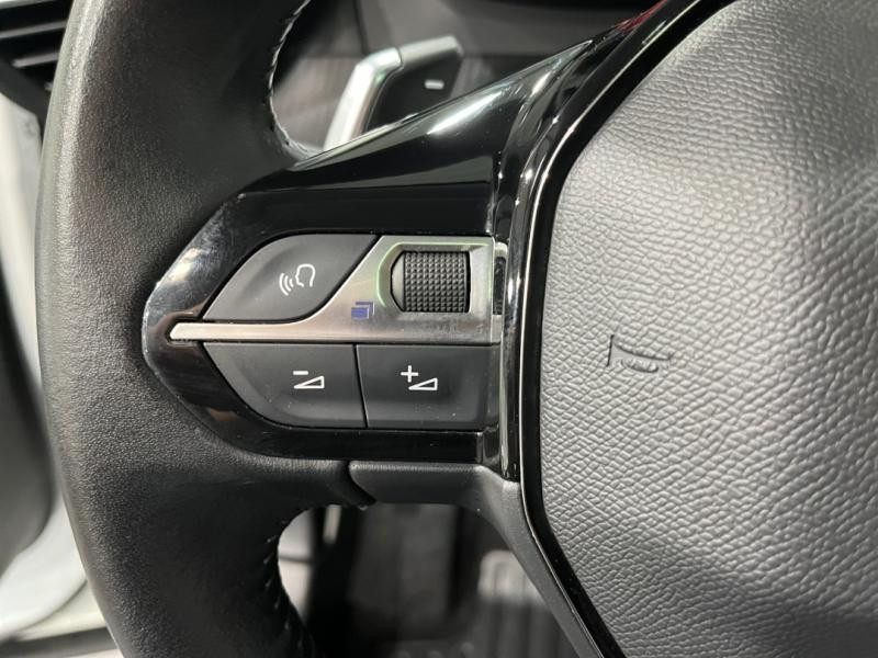 Occasion PEUGEOT 2008 1.2 PureTech 130ch S&S Allure EAT8 2020 Blanc banquise (O) 14970 € à Lesménils