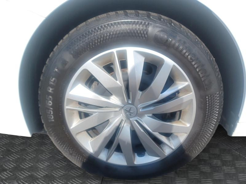 Occasion PEUGEOT 208 Affaire 1.2 PureTech 75ch S&S Premium 2022 Blanc Banquise 8940 € à Lesménils