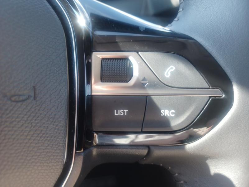 Occasion PEUGEOT 208 Affaire 1.2 PureTech 75ch S&S Premium 2022 Blanc Banquise 8940 € à Lesménils