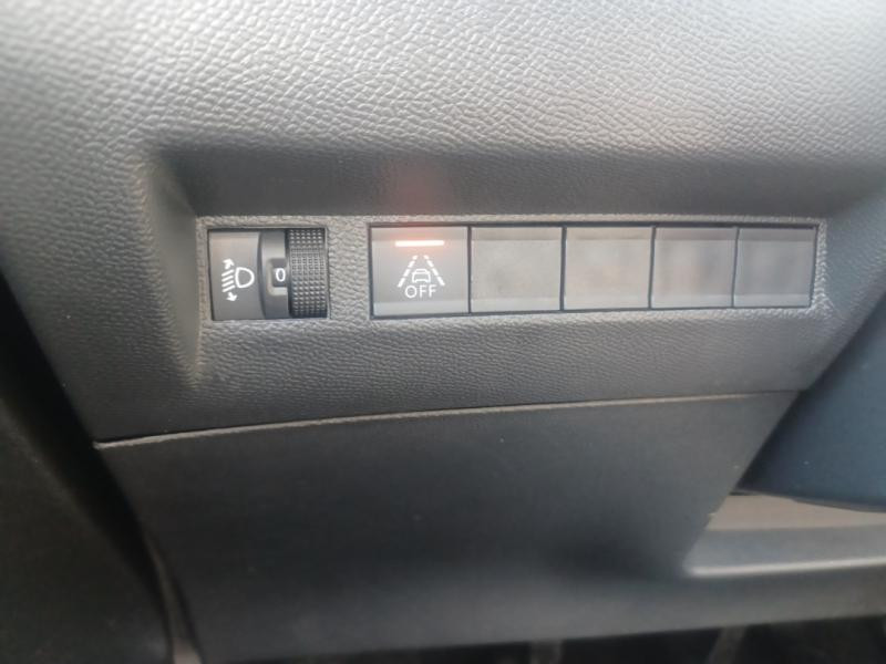 Occasion PEUGEOT 208 Affaire 1.2 PureTech 75ch S&S Premium 2022 Blanc Banquise 8940 € à Lesménils