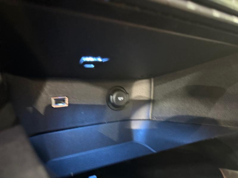 Used PEUGEOT 5008 1.2 PureTech 130ch S&S Allure Pack 2022 Bleu Célèbes (M) € 20990 in Lesménils