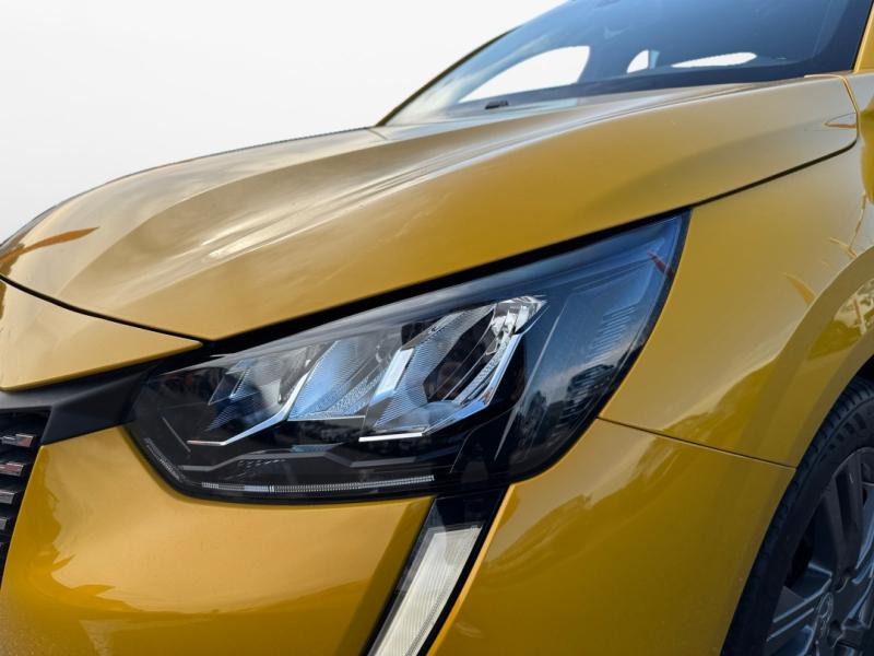 Used PEUGEOT 208 1.2 PureTech 100ch S&S Style 118g 2020 Jaune € 10990 in Lesménils