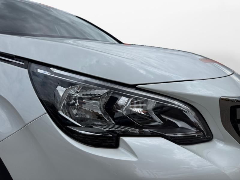 Used PEUGEOT 3008 1.2 PureTech 130ch Allure S&S EAT8  6cv 2020 Blanc Nacré (S) € 15990 in Lesménils