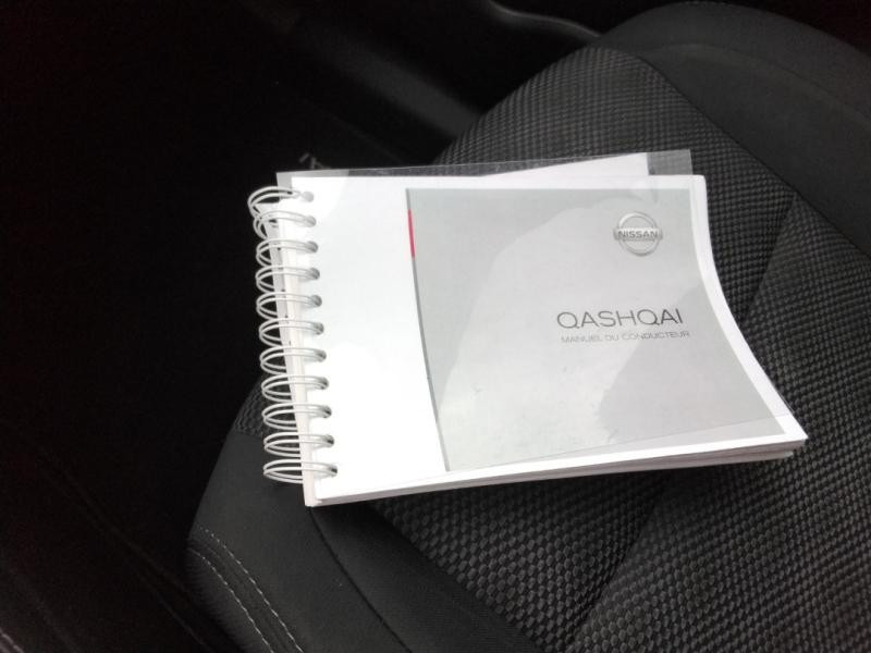 Used NISSAN Qashqai 1.2L DIG-T 115ch Business Edition Xtronic 2017 Blanc Arctique € 11490 in Lesménils