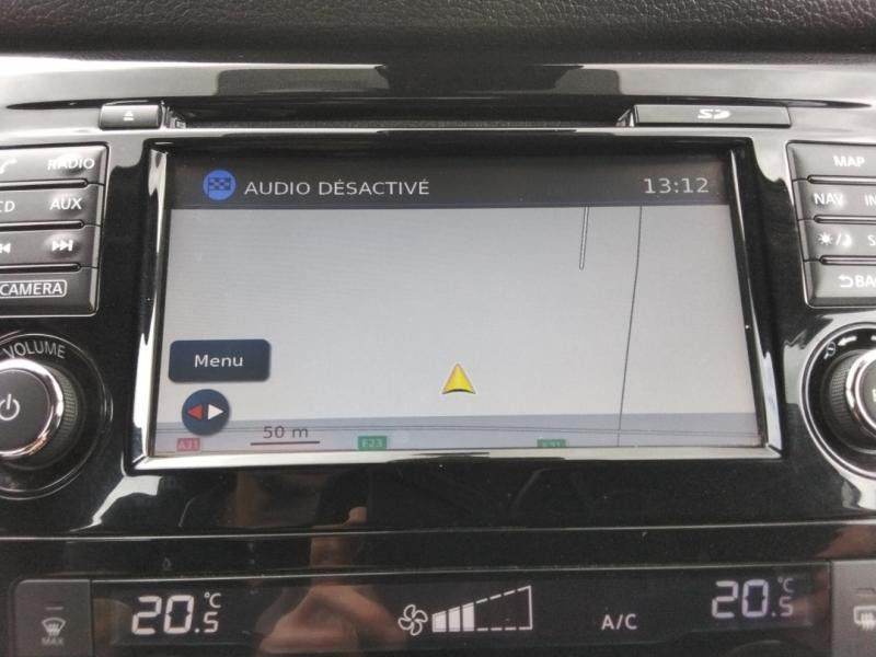 Used NISSAN Qashqai 1.2L DIG-T 115ch Business Edition Xtronic 2017 Blanc Arctique € 11490 in Lesménils