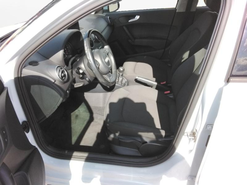 Used AUDI A1 Sportback 1.0 TFSI 95ch ultra 2015 Blanc glacier/Arches+pav Argent fleuret € 12790 in Lesménils