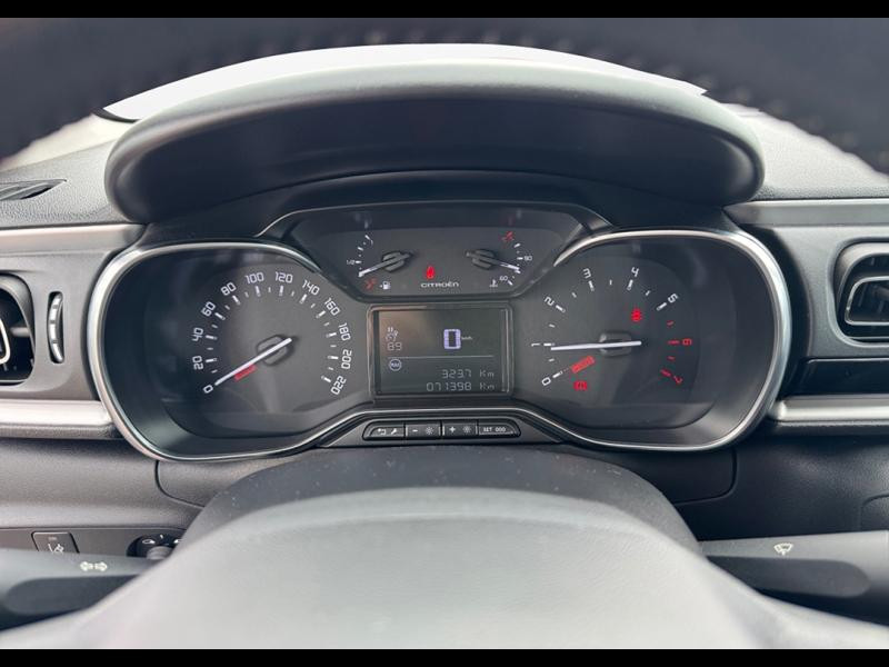 Occasion CITROEN C3 PureTech 82ch Shine 2018 Almond Green - Blanc Opale 8390 € à Lesménils