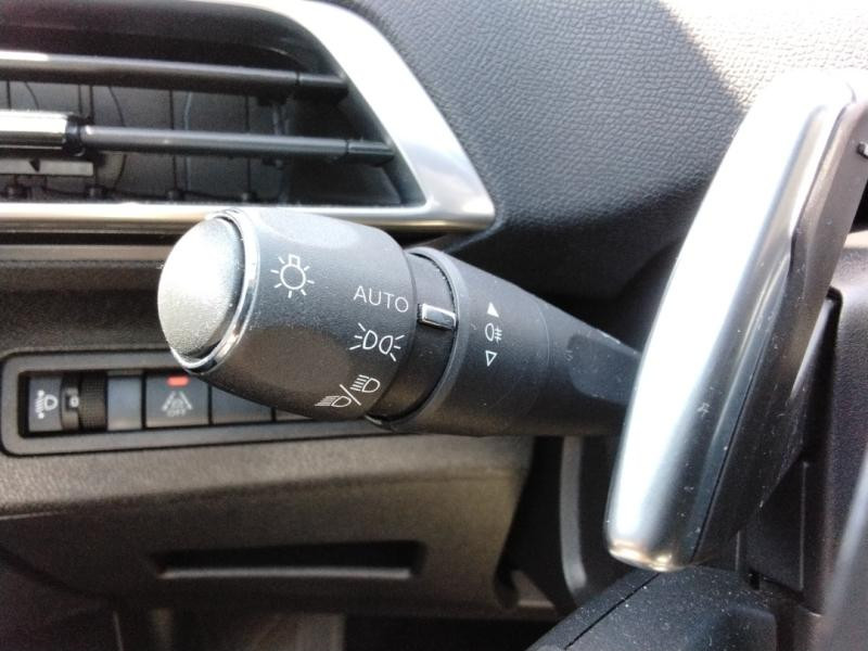 Occasion PEUGEOT 3008 HYBRID 225ch Allure e-EAT8 2022 Bleu Célèbes (M) 16990 € à Lesménils