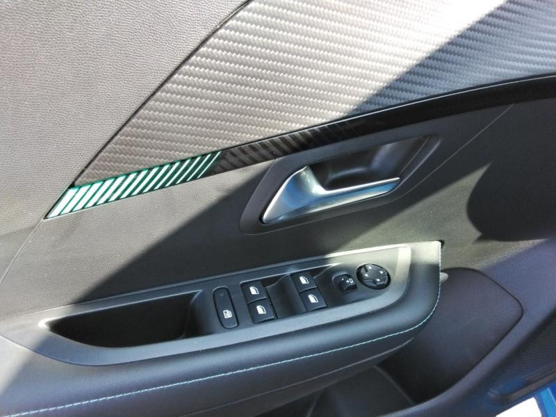 Occasion PEUGEOT 208 1.2 PureTech 100ch S&S Allure 2021 Bleu Vertigo 11990 € à Lesménils