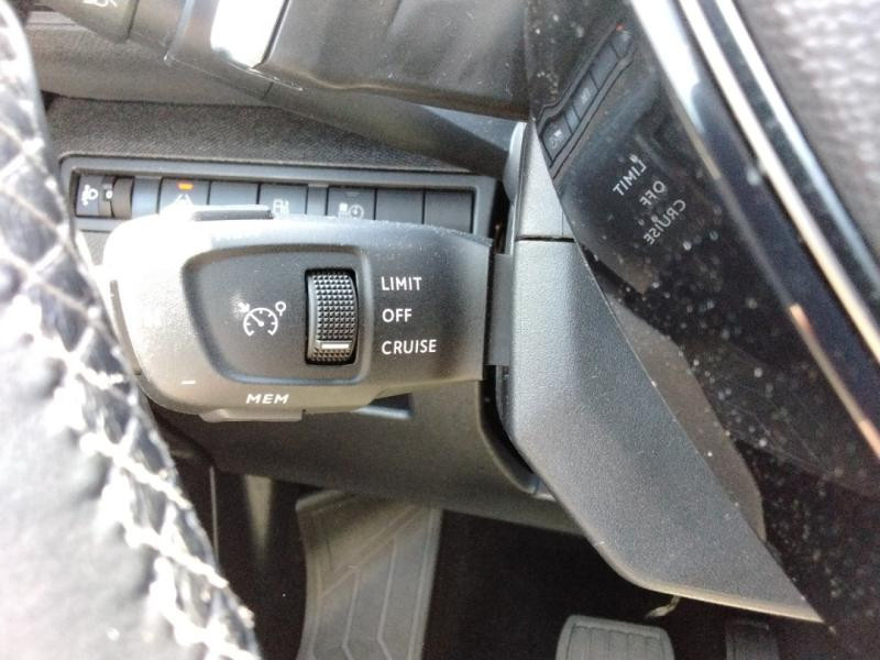 Occasion PEUGEOT 3008 HYBRID 225ch Allure e-EAT8 2022 Bleu Célèbes (M) 16990 € à Lesménils