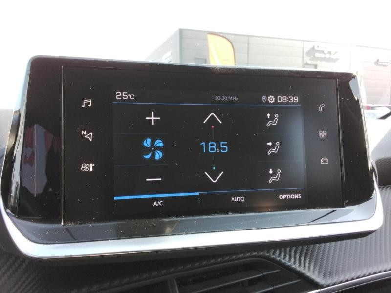 Occasion PEUGEOT 208 1.2 PureTech 100ch S&S Allure 2021 Bleu Vertigo 11990 € à Lesménils