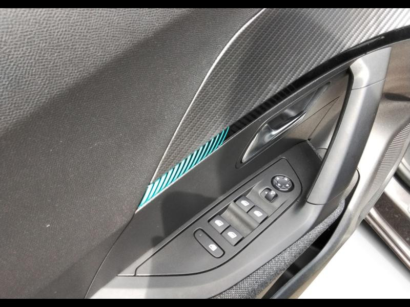 Used PEUGEOT 2008 1.2 PureTech 130ch S&S Style EAT8 2021 Gris Platinium (M) € 14990 in Lesménils