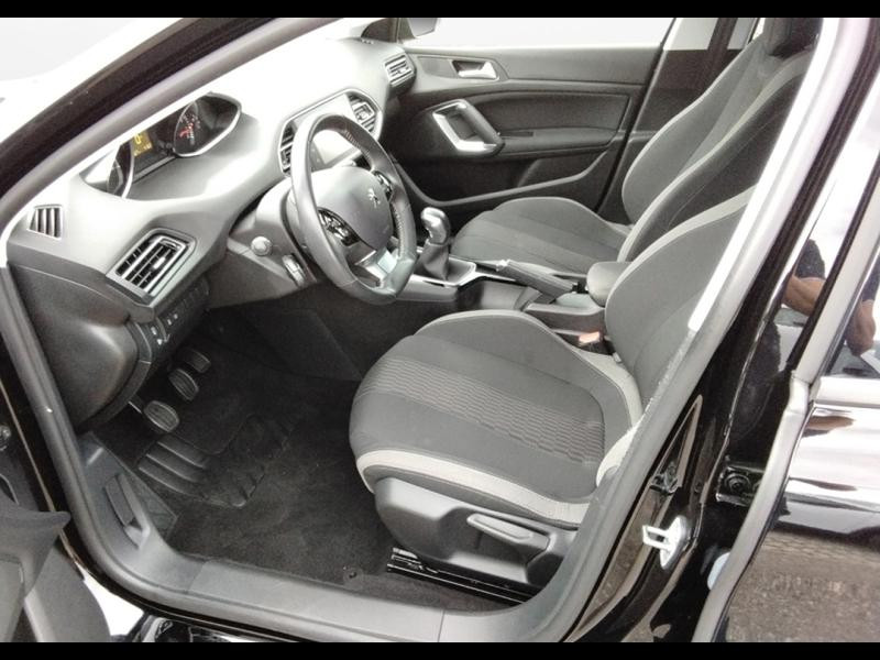 Used PEUGEOT 308 1.2 Puretech 110ch Style S&S 5p 2016 Noir Perla Nera € 8990 in Lesménils