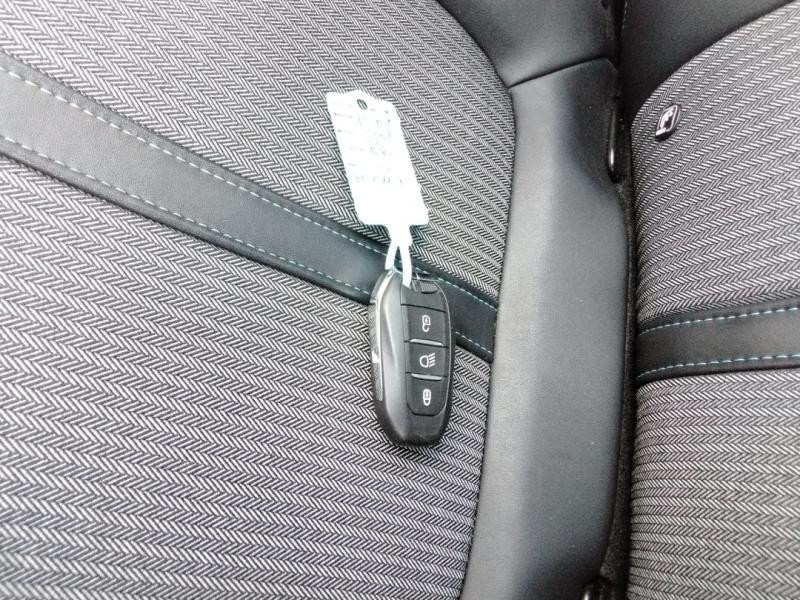 Occasion PEUGEOT 3008 HYBRID 225ch Allure e-EAT8 2022 Bleu Célèbes (M) 16990 € à Lesménils