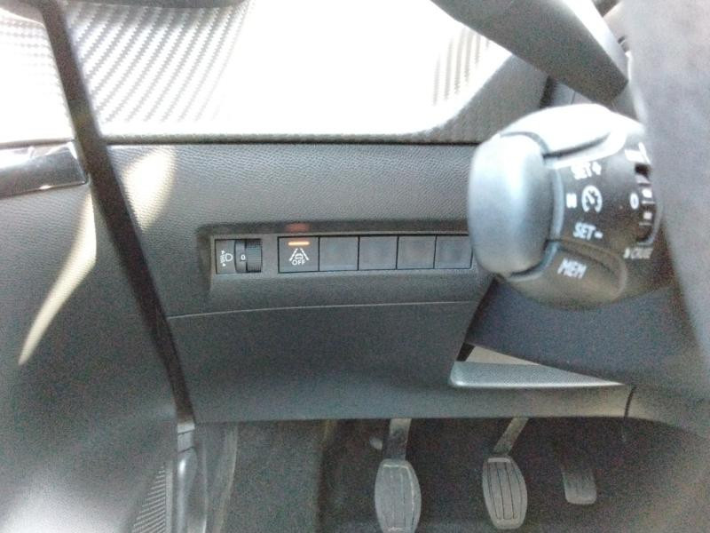 Occasion PEUGEOT 208 1.2 PureTech 100ch S&S Allure 2021 Bleu Vertigo 11990 € à Lesménils