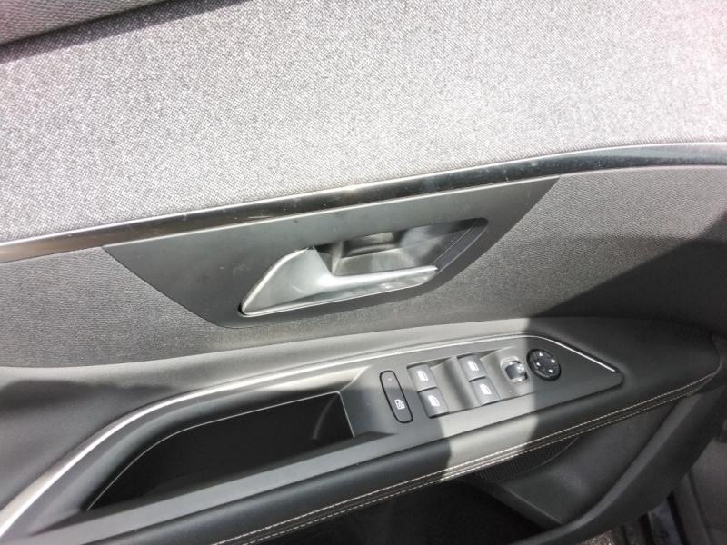 Occasion PEUGEOT 3008 1.2 PureTech 130ch S&S GT Line 2018 Noir 13790 € à Lesménils