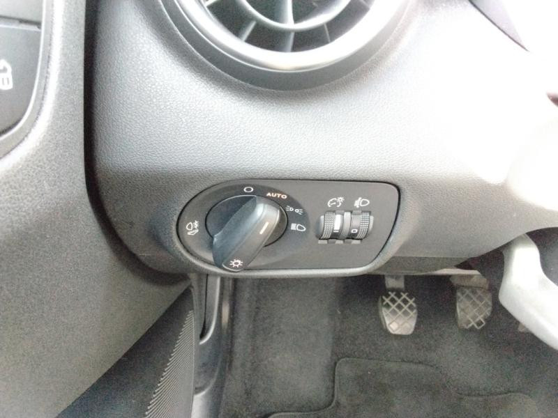 Used AUDI A1 Sportback 1.0 TFSI 95ch ultra 2015 Blanc glacier/Arches+pav Argent fleuret € 12790 in Lesménils