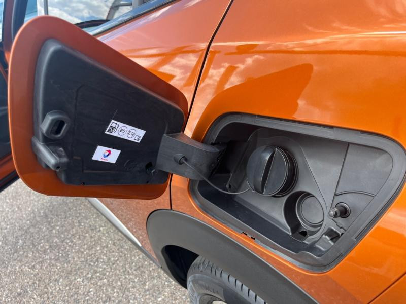 Occasion PEUGEOT 2008 1.2 PureTech 130ch S&S GT Line EAT8 7cv 2020 Orange Fusion (M) 15990 € à Lesménils