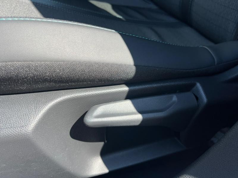 Occasion PEUGEOT 208 1.2 PureTech 100ch S&S Allure EAT8 2024 Bleu Vertigo (V) 15990 € à Lesménils