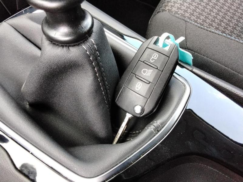 Occasion PEUGEOT 308 1.2 PureTech 110ch E6.3 S&S Style 2019 Dark Blue 9990 € à Lesménils