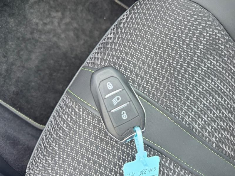 Occasion PEUGEOT 208 1.2 PureTech 100ch S&S GT 118g 2022 Gris Platinium (M) 13490 € à Lesménils
