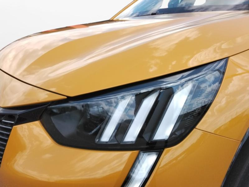 Occasion PEUGEOT 208 1.2 PureTech 130ch S&S GT EAT8 2024 Jaune 17990 € à Lesménils