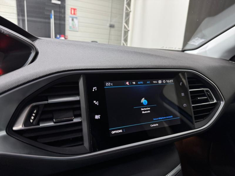 Occasion PEUGEOT 308 1.2 PureTech 130ch S&S Allure 2020 Bleu Vertigo 12740 € à Lesménils