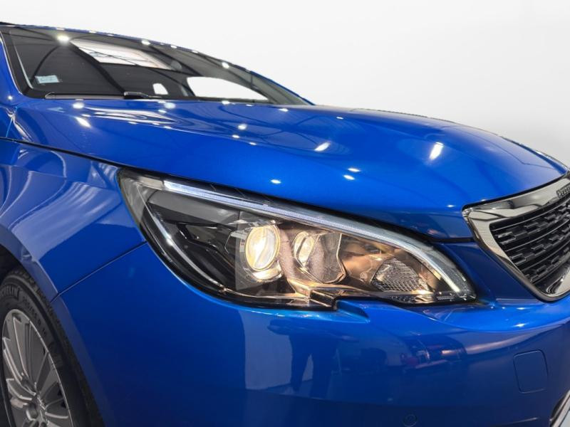 Occasion PEUGEOT 308 1.2 PureTech 130ch S&S Allure 2020 Bleu Vertigo 12740 € à Lesménils