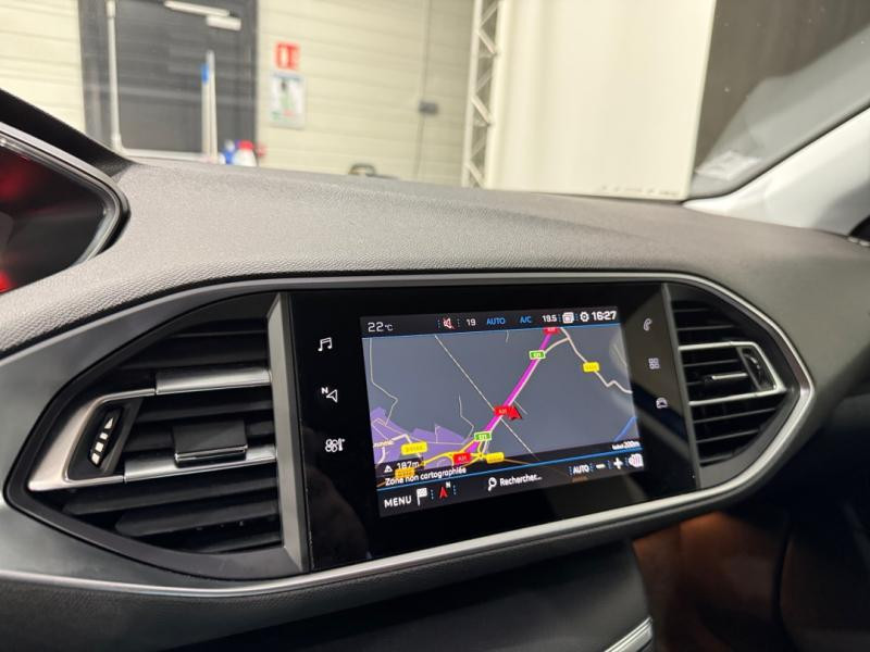 Occasion PEUGEOT 308 1.2 PureTech 130ch S&S Allure 2020 Bleu Vertigo 12740 € à Lesménils