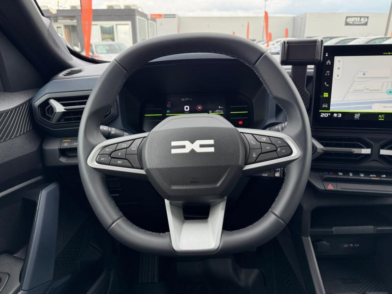 Occasion DACIA Duster 1.2 TCe mild hybrid 130ch Journey 2025 Vert Cèdre métallisé 24490 € à Lesménils