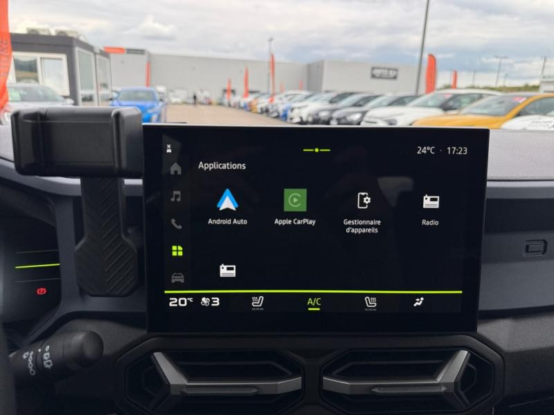 Occasion DACIA Duster 1.2 TCe mild hybrid 130ch Journey 2025 Vert Cèdre métallisé 24490 € à Lesménils