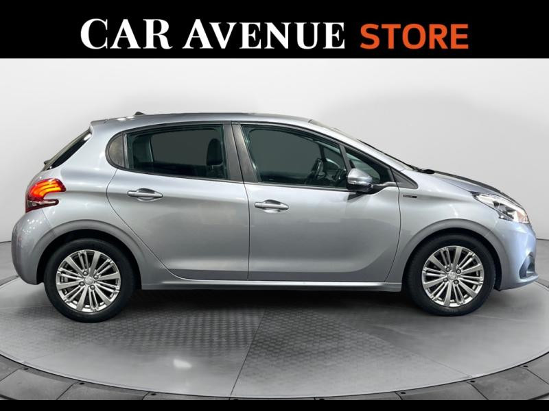 Occasion PEUGEOT 208 1.5 BlueHDi 100ch E6.c Signature BVM5 86g 5p 2019 Gris Platinium 9990 € à Lesménils
