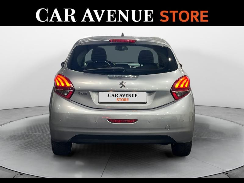 Used PEUGEOT 208 1.5 BlueHDi 100ch E6.c Signature BVM5 86g 5p 2019 Gris Platinium € 9990 in Lesménils