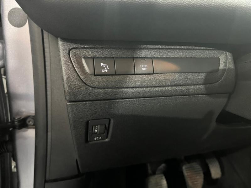 Used PEUGEOT 208 1.5 BlueHDi 100ch E6.c Signature BVM5 86g 5p 2019 Gris Platinium € 9990 in Lesménils