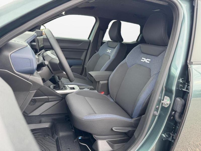 Occasion DACIA Duster 1.2 TCe mild hybrid 130ch Journey 2025 Vert Cèdre métallisé 24890 € à Lesménils