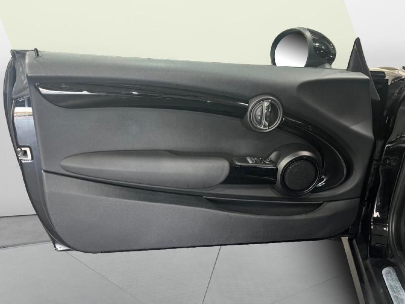 Used MINI Mini One D 95ch Heddon Street 2018 Midnight Black € 14490 in Lesménils