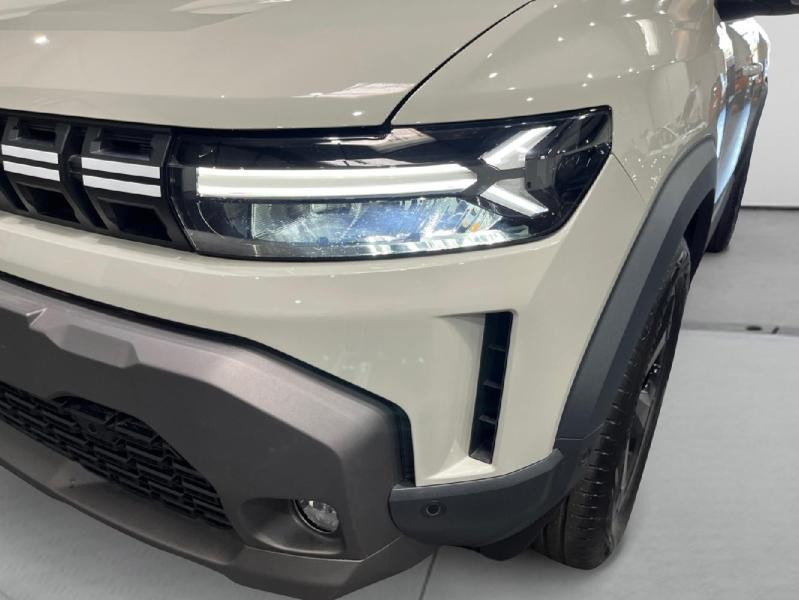 Used DACIA Duster 1.2 TCe mild hybrid 130ch Extreme 2025 Sandstone € 25490 in Lesménils