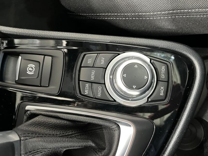 Used BMW Série 2 ActiveTourer 218dA 150ch Luxury 2015 Alpinweiss € 15990 in Lesménils