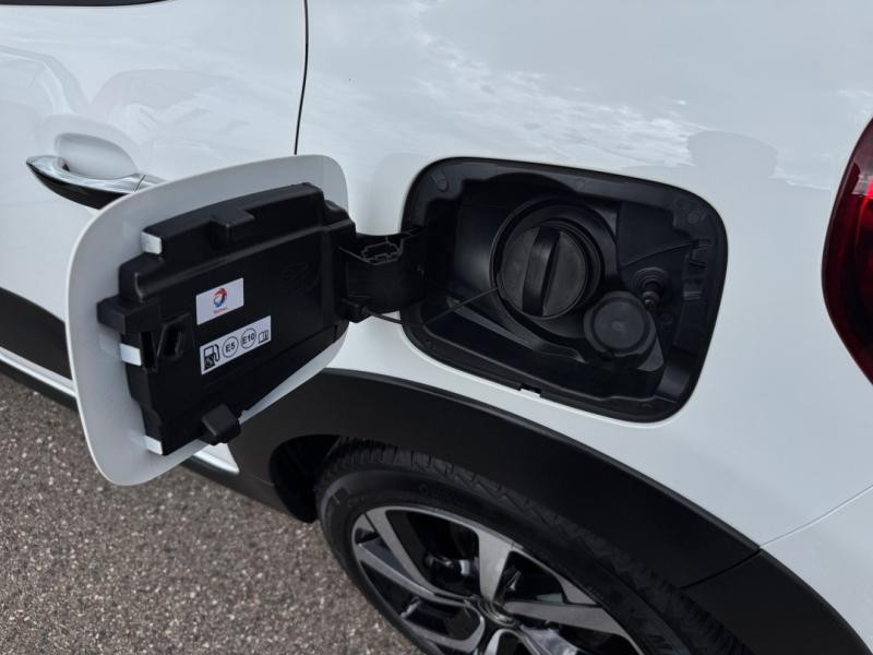 Occasion CITROEN C3 1.2 PureTech 110ch S&S Shine 120-123g 2022 Blanc Banquise (O) 11990 € à Lesménils