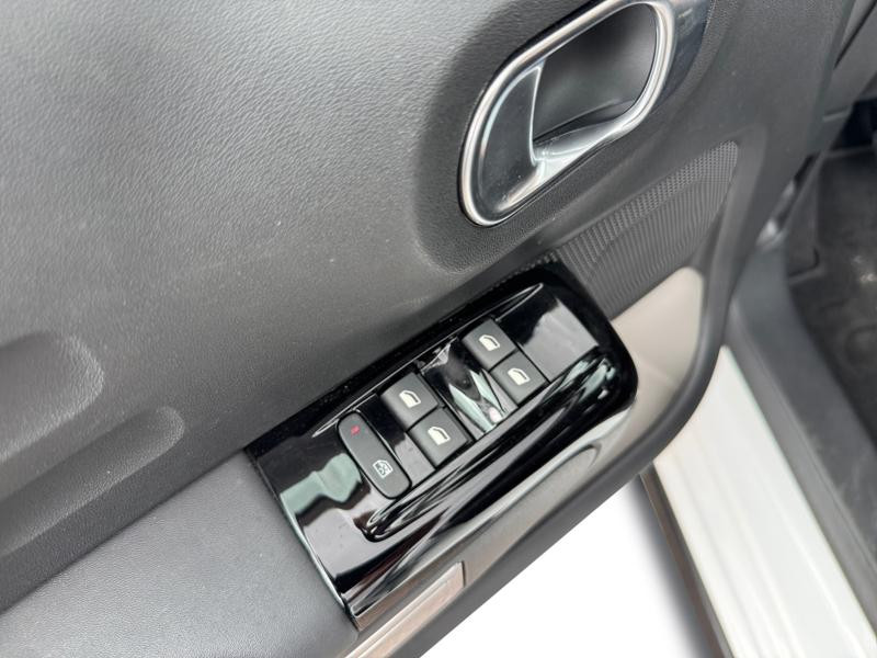 Occasion CITROEN C3 1.2 PureTech 110ch S&S Shine 120-123g 2022 Blanc Banquise (O) 11990 € à Lesménils