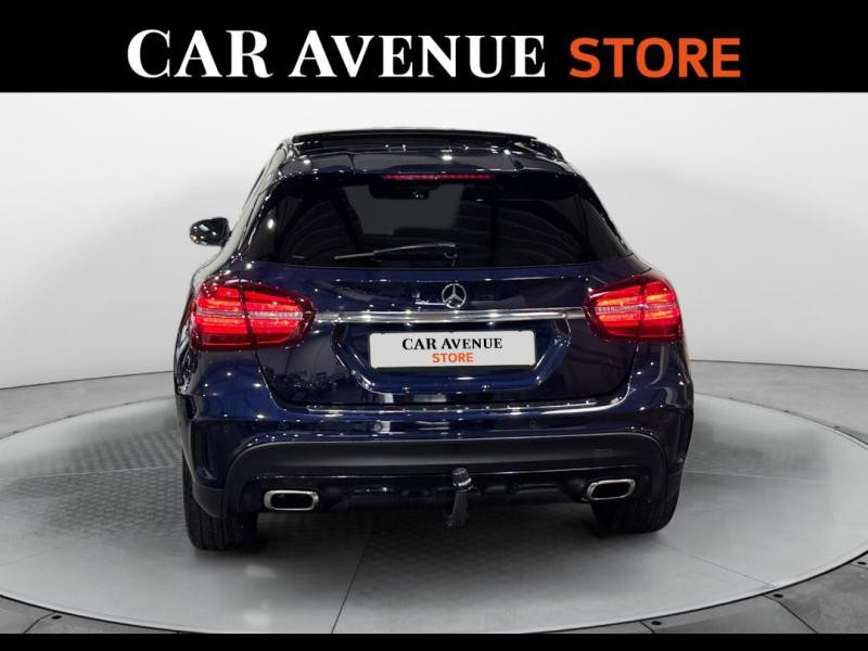 Used MERCEDES-BENZ GLA 220 d Fascination 4Matic 7G-DCT 2017 Bleu des mers du sud € 22990 in Lesménils