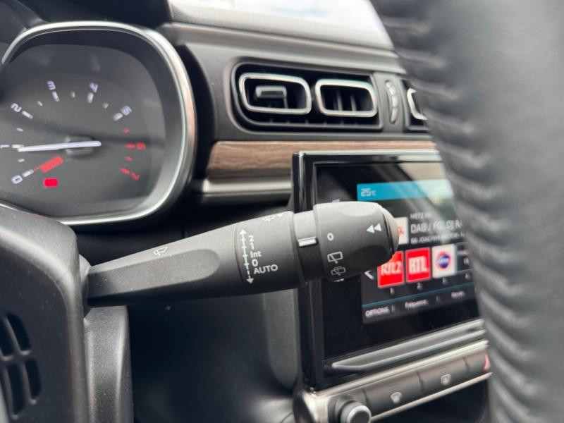 Occasion CITROEN C3 1.2 PureTech 110ch S&S Shine 120-123g 2022 Blanc Banquise (O) 11990 € à Lesménils