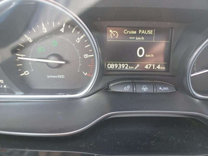 Occasion PEUGEOT 2008 1.2 PureTech 82ch E6.c Allure 2019 Gris Artense 8990 € à Lesménils