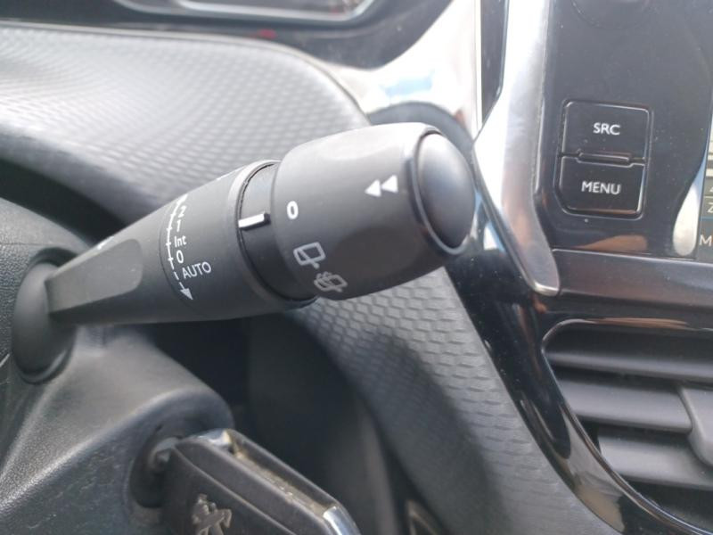 Occasion PEUGEOT 2008 1.2 PureTech 82ch E6.c Allure 2019 Gris Artense 8990 € à Lesménils