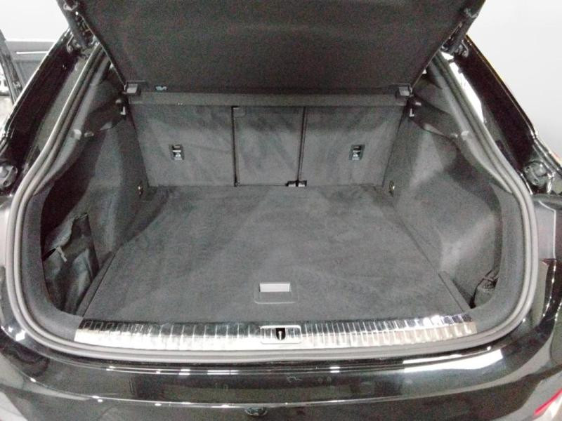 Used AUDI Q3 Sportback 35 TFSI 150ch S line S tronic 7 2023 Blanc € 40990 in Lesménils