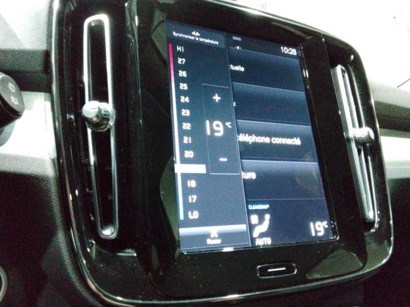 Occasion VOLVO XC40 T4 Recharge 129 + 82ch Business DCT 7 2021 Bleu Denim 27990 € à Lesménils