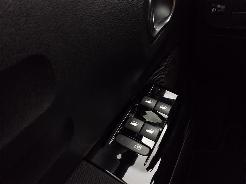 Occasion CITROEN C3 1.2 PureTech 83ch S&S C-Series 123g 2022 Gris Platinium (M) - Noir Onyx 10990 € à Lesménils