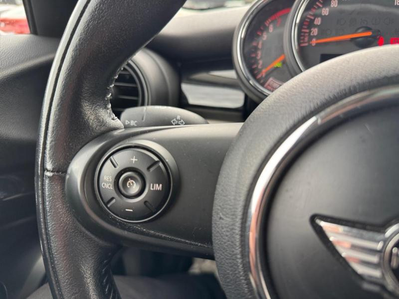 Occasion MINI Mini 5 Portes One 102ch 112g 2017 Midnight Black 10990 € à Lesménils
