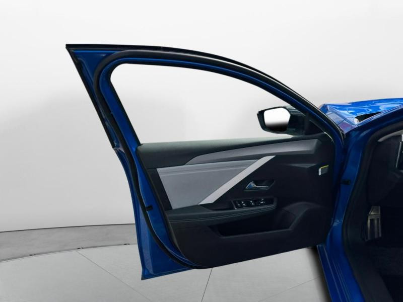 Used OPEL Astra 1.2 Turbo 130ch Elegance BVA8 2022 Bleu Kobalt Métallisé Premium € 16990 in Lesménils